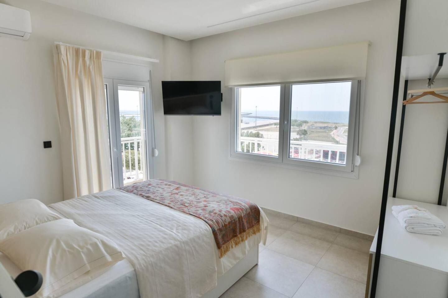 Lighthouse Apartments Alexandroupoli Eksteriør billede